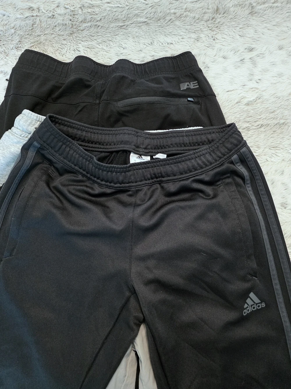 American Eagle Outfitters bundle pairs